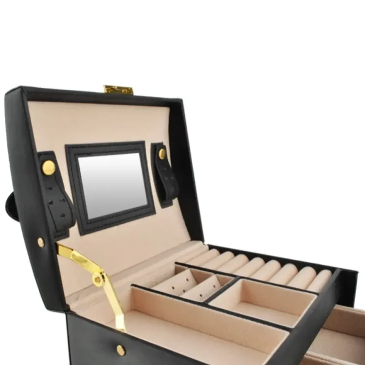 organizer-na-bizuterie-1.webp