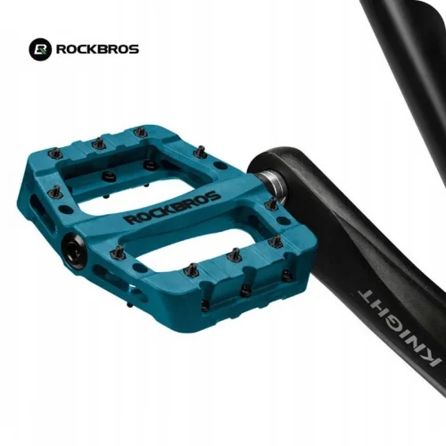 mocne-pedaly-rowerowe-z-metalowymi-pinami-nylonowe-rockbros.webp
