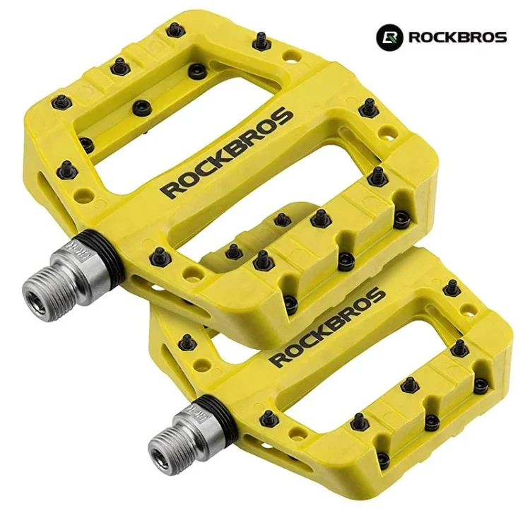 polecane-pedaly-rowerowe-antyposlizgowe-z-pinami-mocne-rockbros-nylonowe-lekkie.webp