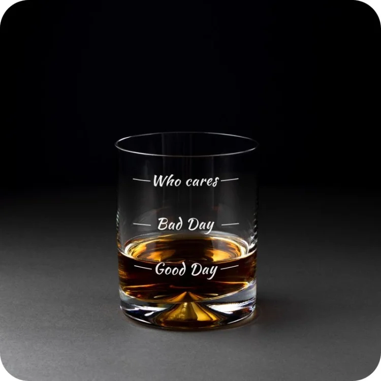 zestaw-milosnikow-whisky-szklanka.webp