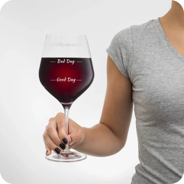 kieliszek-na-wino.webp