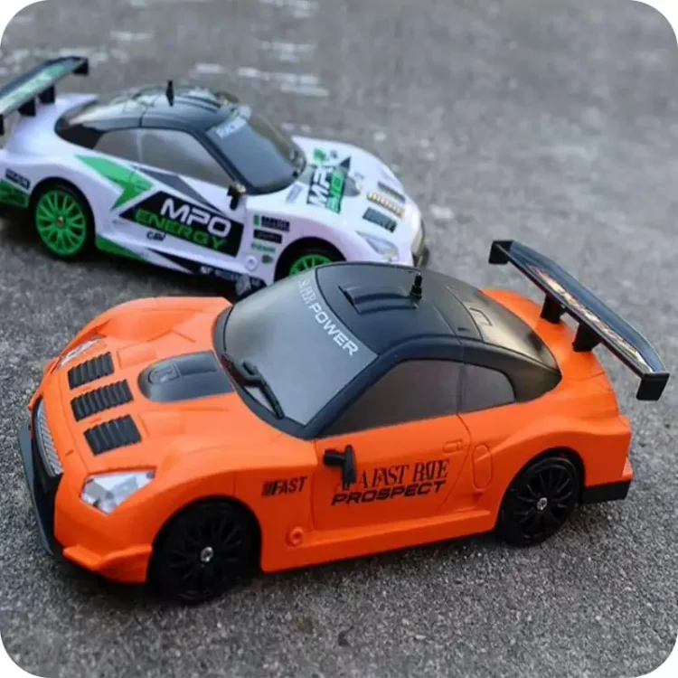 auto-samochod-samochodzik-zdalnie-sterowany-do-driftu-driftowania-driftingu.webp