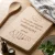 personalizowana-deska-do-krojenia-z-imieniem-dla-mamy-pomysl-na-prezent-1.webp